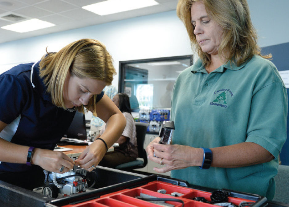 A team of Coastal Carolina University education and science professors are leading a new initiative to train middle school teachers from Marion County in robotics as part of the county’s math and science curriculum, thanks to a $150,000 grant from the South Carolina Commission on Higher Education.