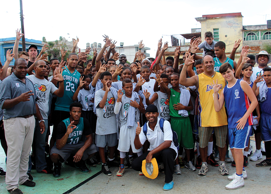 Chants Basketball in Cuba 3