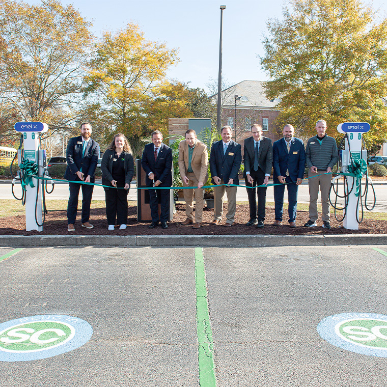 CCU and Santee Cooper held a ribbon cutting to unveil 13 new electric vehicle charging stations on campus. 